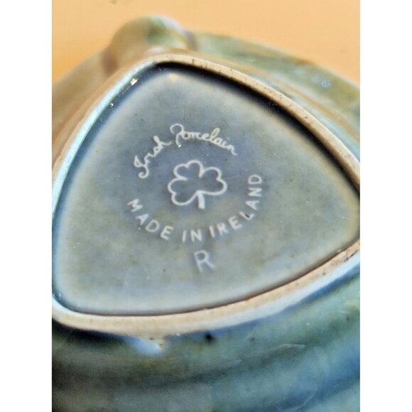Vintage Irish Porcelain Made in Ireland by Wade Ashtrays (Set of 2) - Picture 7 of 9